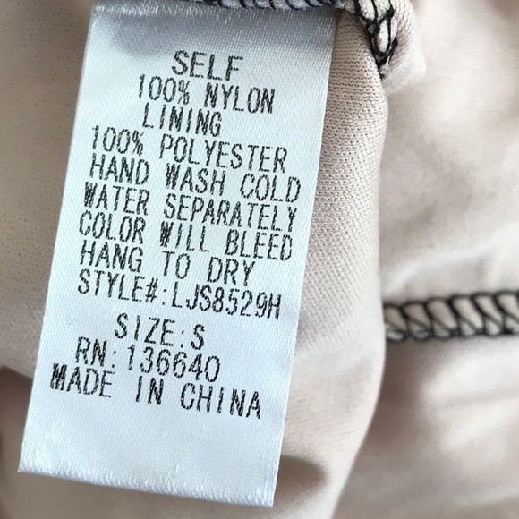 L’atiste lace romper nwot - Picture 8 of 8